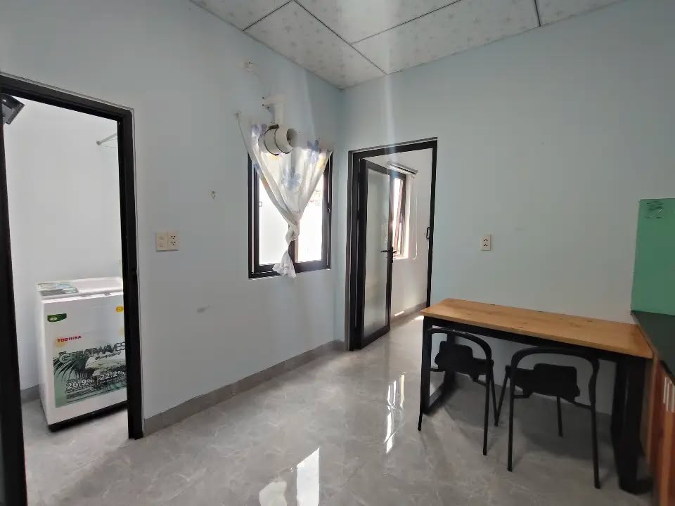 Căn hộ cho thuê đường Cù Chính Lan, quận Thanh Khê 40m² - Giá rẻ, đầy đủ nội thất!