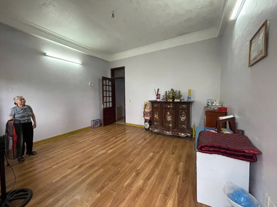 Nhà phố kinh doanh Đinh Công Tráng 128m² giá 26.9 tỷ - View hồ Thanh Quảng đắc địa!