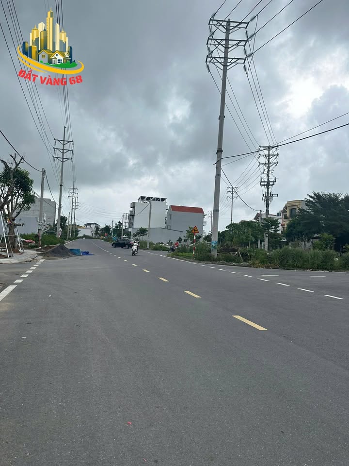 Đất mặt tiền cafe AMI, ngõ 384 Nguyễn Công Trứ, 75m² - Giá chỉ 6 tỷ!