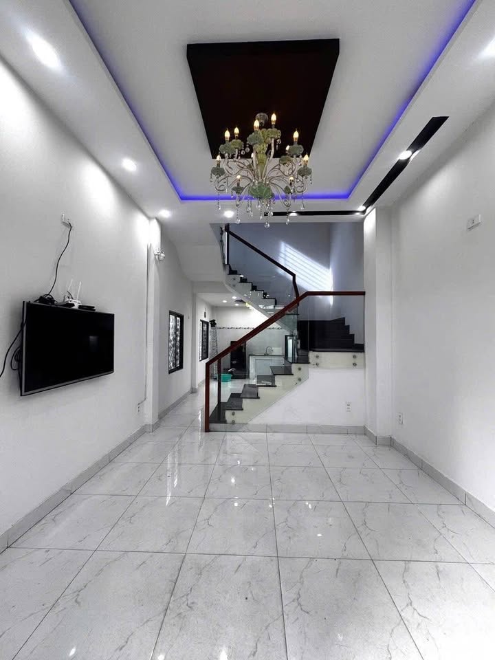 Nhà 3 tầng tại Kiệt 3m Điện Biên Phủ, Thanh Khê 42m² giá chỉ 3.75 tỷ - Thiết kế hiện đại, gần trung tâm!