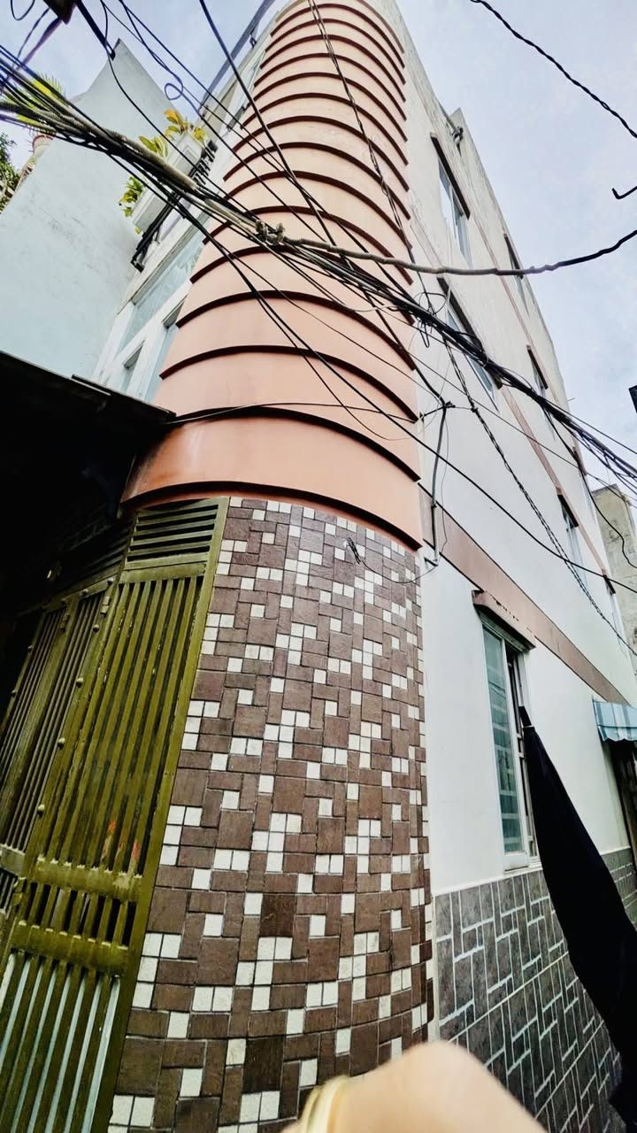 Nhà phố Lê Thị Riêng, Bến Thành 27m² giá 5.5 tỷ - Cơ hội đầu tư sinh lời cao!