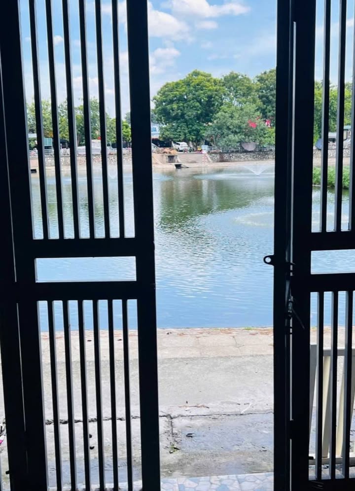 Nhà mặt phố Thanh Nhàn 40m² giá 12 triệu - Thuận tiện kinh doanh ngay!