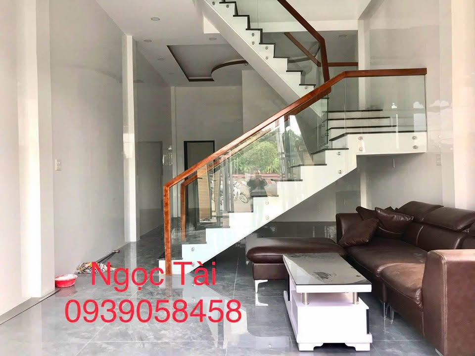 Nhà phố đẹp tại Đường Trần Thị Nhượng, Phường Sa Đéc, 73m² giá 2.8 tỷ - Sẵn sàng vào ở!
