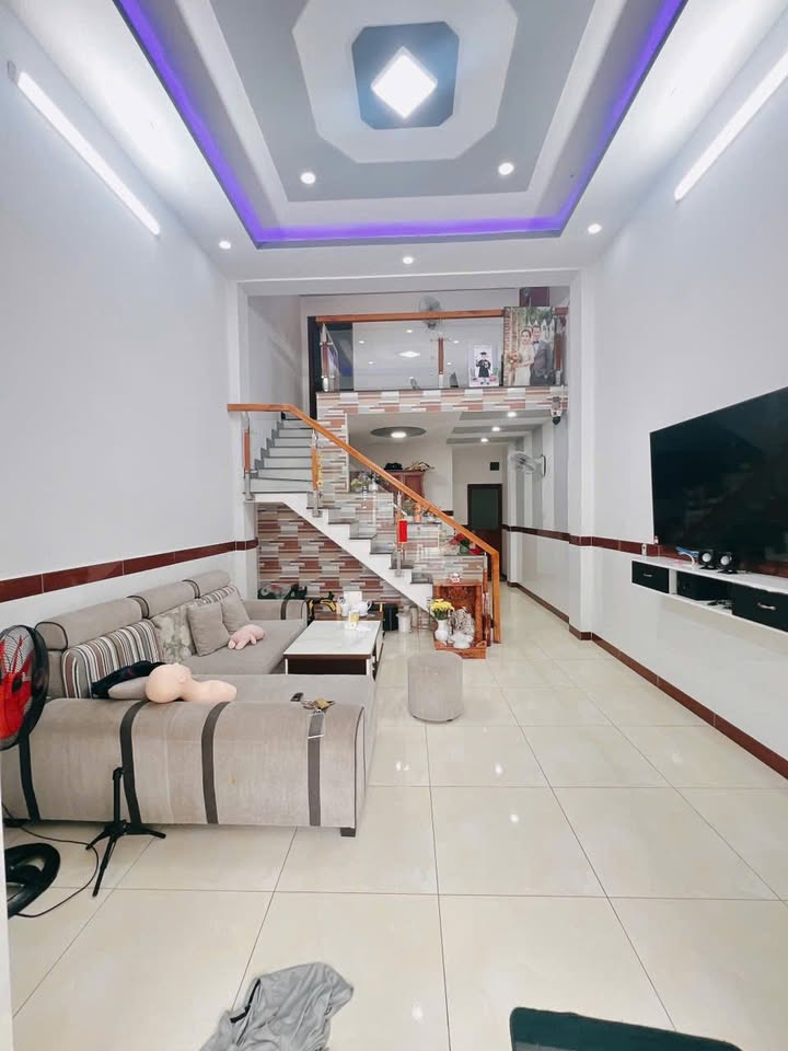 Nhà phố Tân Đông Hiệp, Dĩ An 48m² giá 1.47 tỷ - Pháp lý đầy đủ, an ninh đảm bảo!