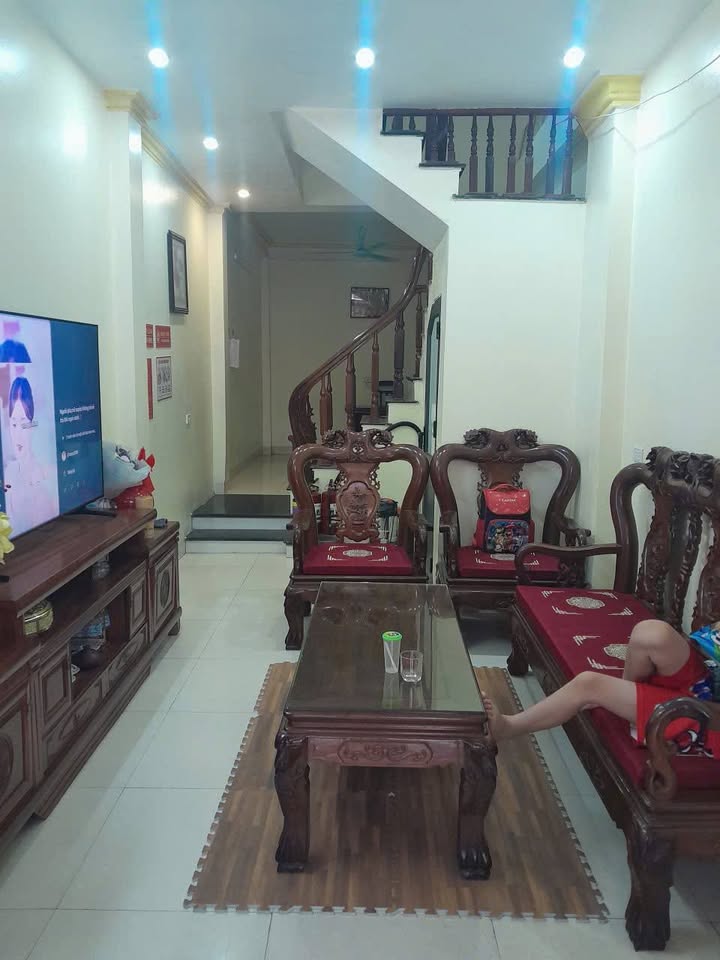 Nhà 4 tầng tại phường Quang Trung, TP Hưng Yên 35m² giá 3 tỷ - Thiết kế hiện đại, sẵn sàng vào ở!