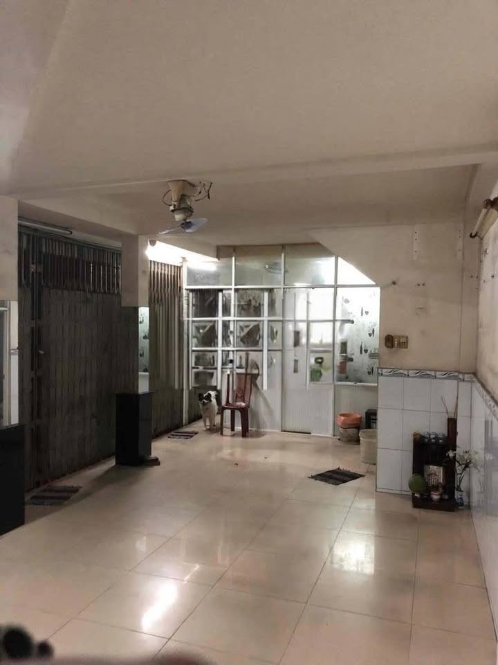 Nhà riêng cho thuê Tân Bình 25m² giá 10 triệu - Hẻm xe hơi, thuận tiện di chuyển!