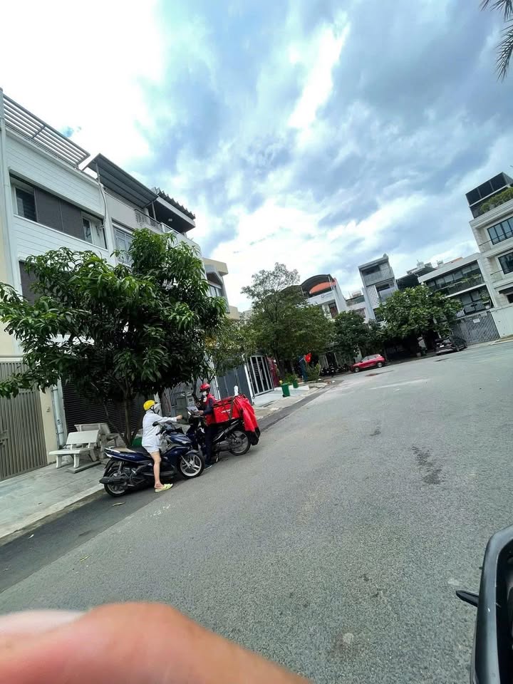 Nhà nguyên căn An Phú, Thủ Đức 80m² giá chỉ 30 triệu/tháng - Thích hợp ở và làm văn phòng!