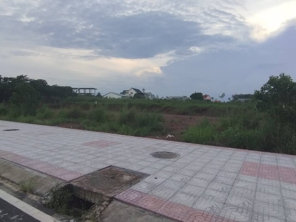 Lô đất mặt tiền hẻm Trường Chinh, Đồng Xoài 720m² - Đầu tư sinh lời cao!