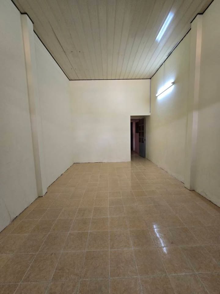 Nhà mặt tiền đường Cao Xuân Huy Nha Trang 50m² giá 5 triệu - Cơ hội thuê nhanh!