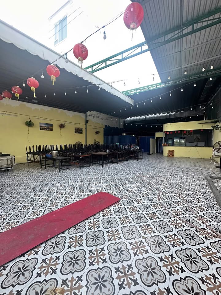 Nhà hàng cho thuê tại Nguyễn Thiện Thuật, Nha Trang 205m² - Cơ hội kinh doanh hấp dẫn!