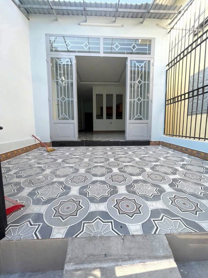 Nhà phố Khu dân cư Phong Phú Bình Chánh 80m² giá 890 triệu - Vị trí đẹp, thuận tiện giao thông!