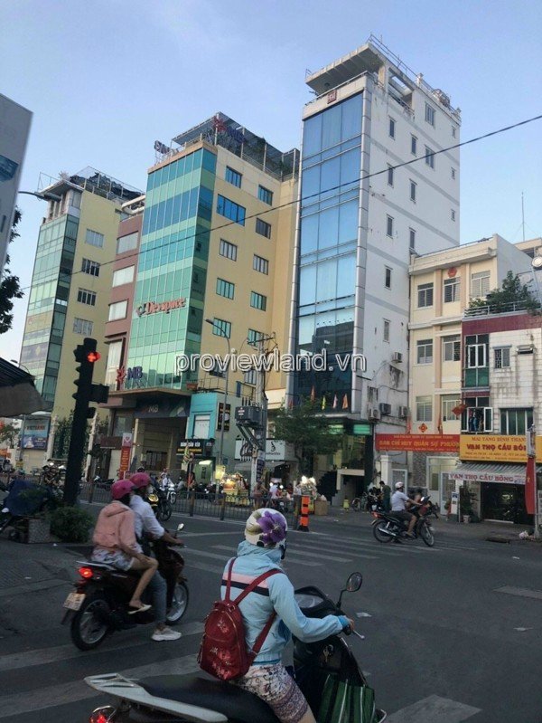 Nhà mặt tiền Đinh Tiên Hoàng, Quận Bình Thạnh, 73.8m² giá 22.5 tỷ - Kinh doanh đỉnh cao!