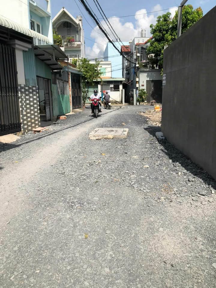 Đất và nhà 600m² tại xã Xuân Thới Đông, Hóc Môn - Giá 7.9 tỷ, sổ hồng riêng!