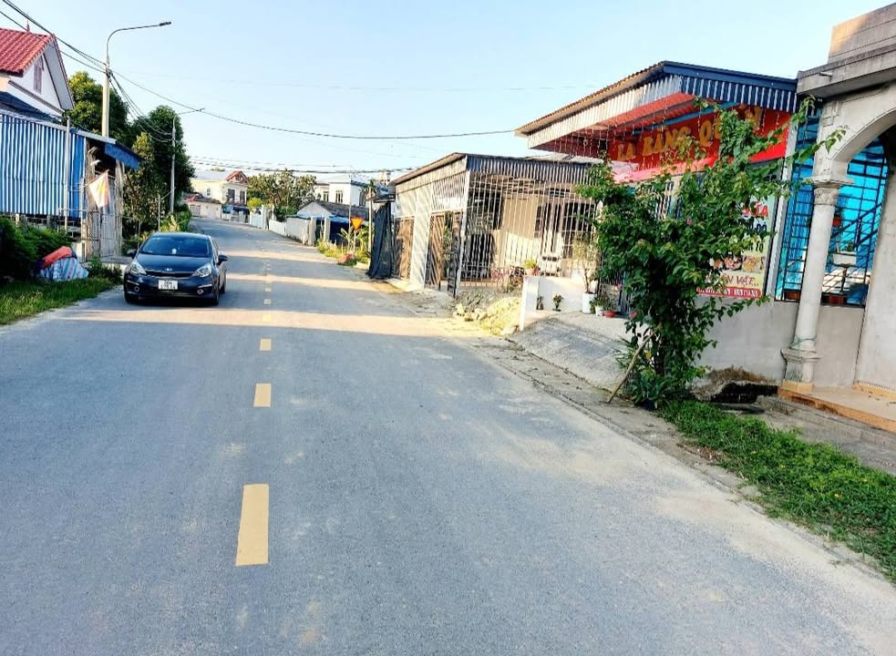 Đất thổ cư xã La Bằng 100m² giá 1 tỷ - Vị trí đẹp, sẵn sàng xây dựng!