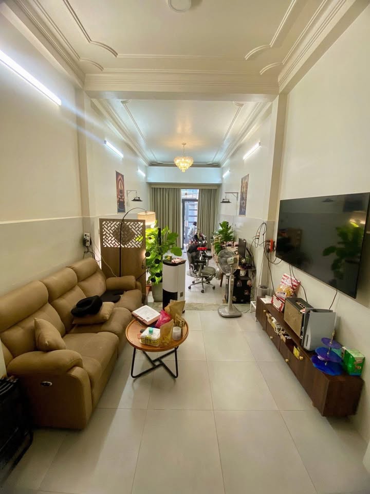 Nhà phố Sư Vạn Hạnh, Quận 10, 70m² giá 14 tỷ - Khu VIP hiếm có