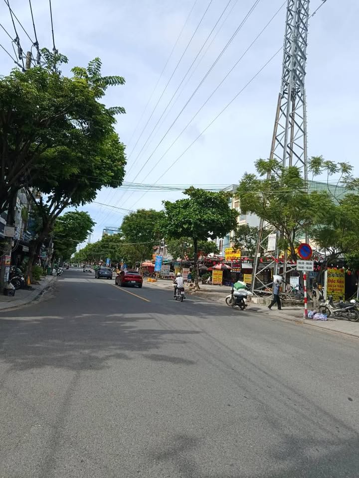 Nhà phố mặt đường Lê Thanh Nghị, quận Hải Châu, 101m² giá 8.5 tỷ - Kinh doanh sầm uất ngày đêm!