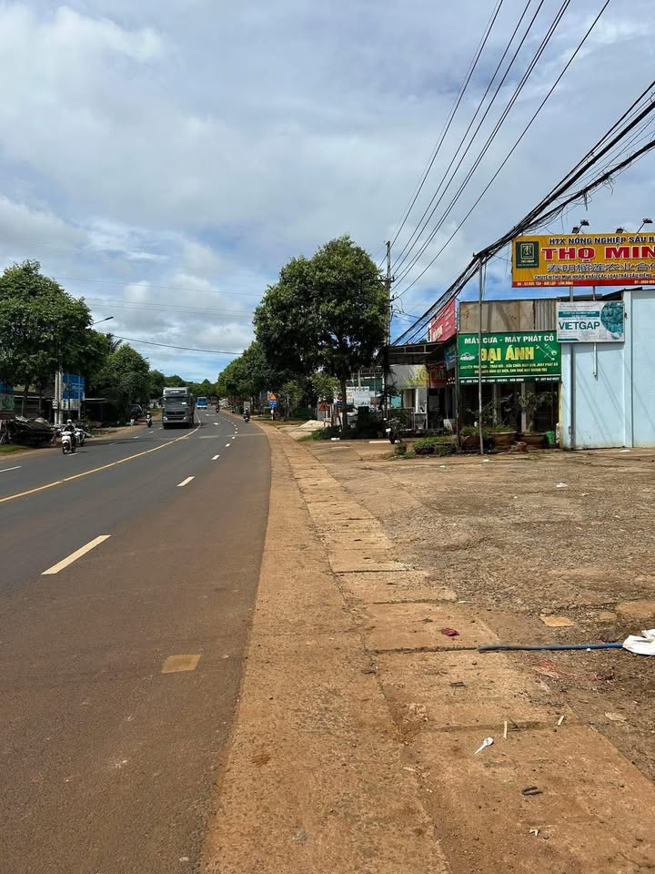 Đất Quốc Lộ Đắk Mil 225m² giá 3 tỷ - Kinh doanh thuận tiện