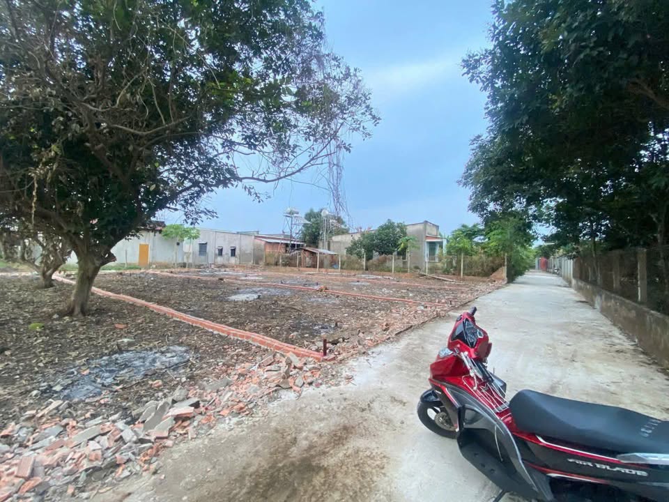 Đất nền Xuân Phú 150m² giá chỉ 640 triệu - Sổ đỏ chính chủ, thổ cư 100%!