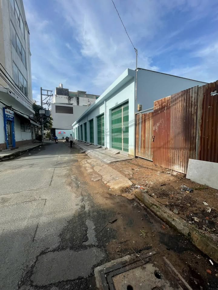 Kiot cho thuê Hòa Bình, Hiệp Tân 52m² giá 12 triệu - Thích hợp kinh doanh ngay!