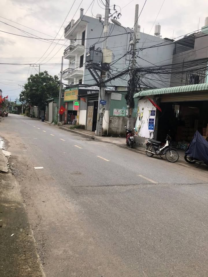 Kho xưởng cho thuê tại An Phú Đông, quận 12, TP Hồ Chí Minh - Diện tích 214m² chỉ 22 triệu/tháng!