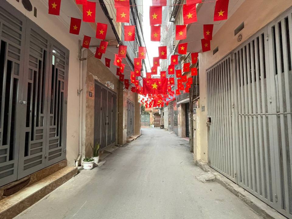 Nhà phố Quan Nhân, Thanh Xuân 124m² giá 21.5 tỷ - Sổ đỏ chính chủ, ngõ thông thoáng!