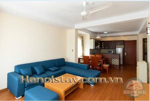 Cho thuê căn hộ 2 phòng ngủ 100m² tại Hoàng Hoa Thám, Ba Đình - Chỉ 13 triệu/tháng!