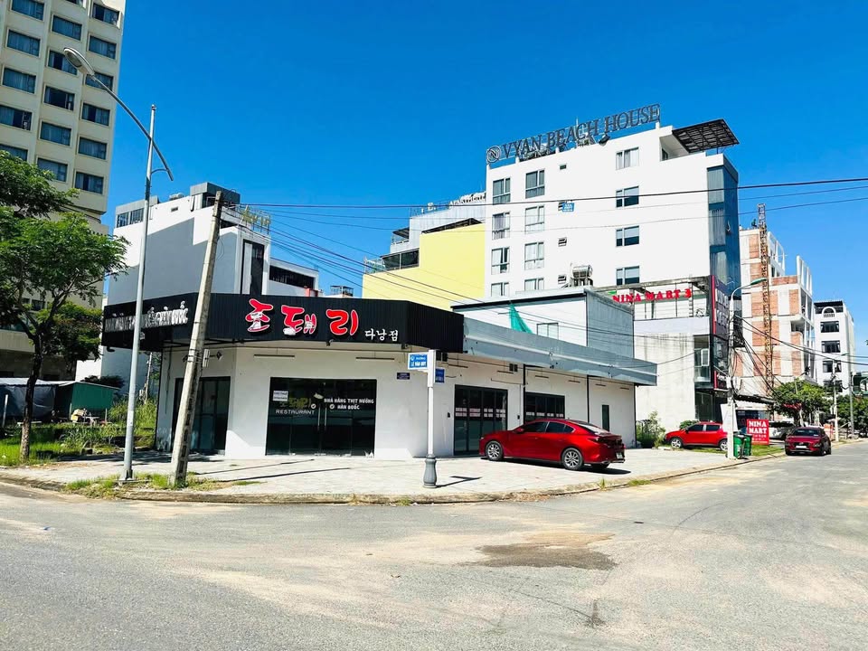 Cho thuê lô góc 250m² đường Phạm Văn Đồng - Vị trí đắc địa cho kinh doanh