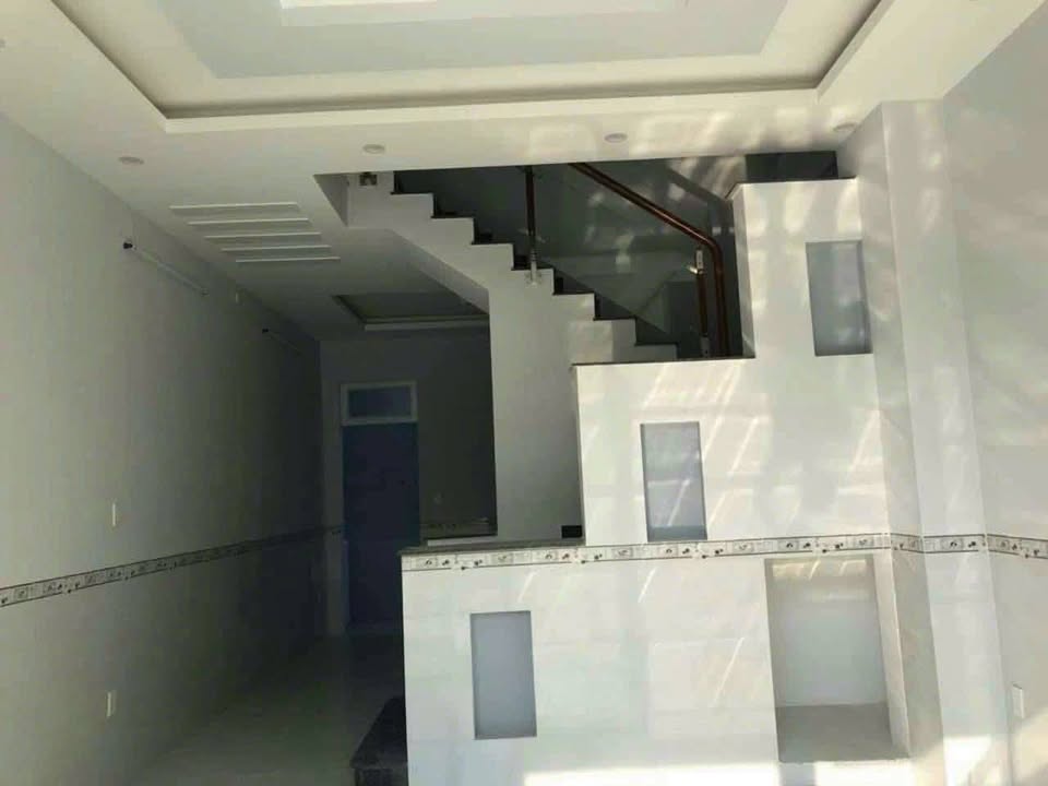 Nhà cho thuê mặt tiền đường Châu Thới, Dĩ An, 50m² giá 7 triệu/tháng - Không thể bỏ lỡ!