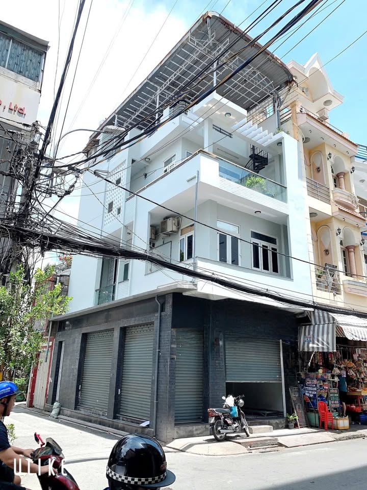 Nhà góc 2 mặt tiền Bàu Bàng, Tân Bình 60m² giá 32 triệu - Kinh doanh tự do ngay!