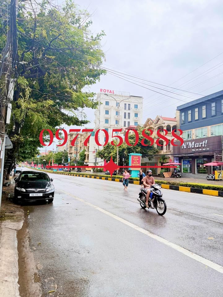 Đất mặt tiền Đại lộ Hùng Vương, Việt Trì 138.8m² giá 1x tỷ - Cơ hội đầu tư tuyệt vời!