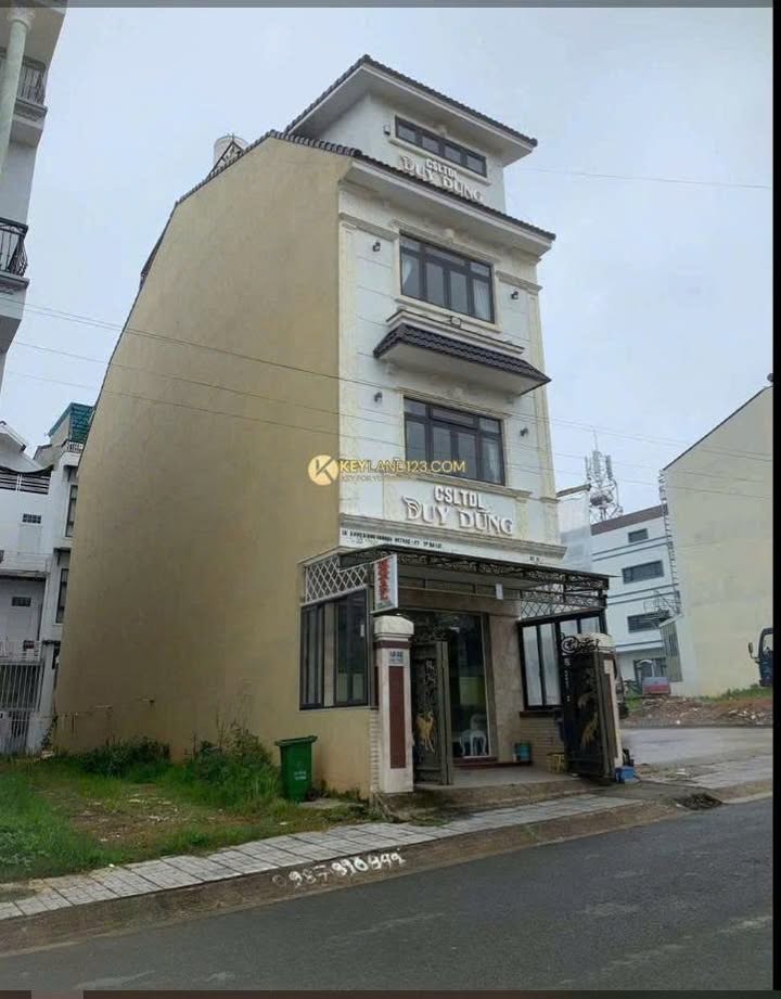 Khách Sạn 4 Tầng Đường Xô Viết Nghệ Tĩnh 110m² giá 13.6 tỷ - Đầu tư sinh lời lý tưởng!