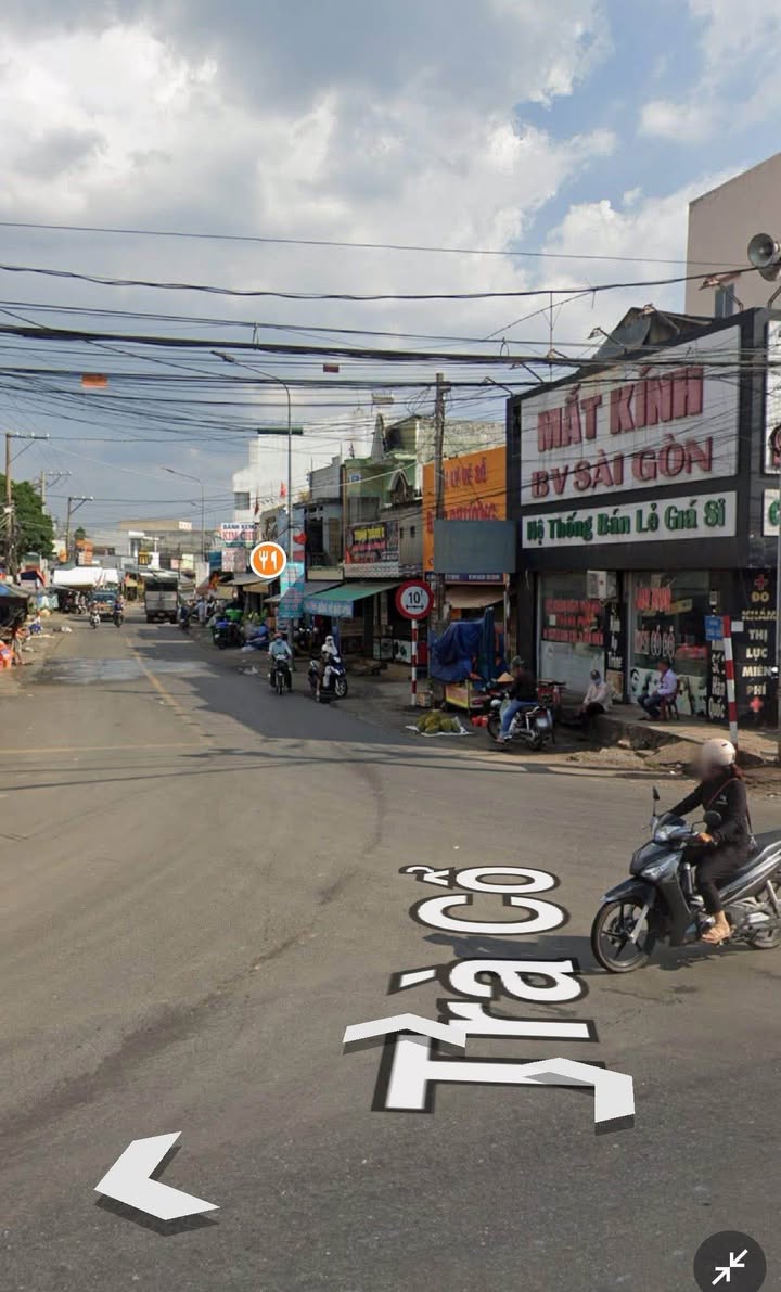 Quán karaoke 594m² tại xã Tân Phú, Định Quán - Kinh doanh thu nhập ổn định!