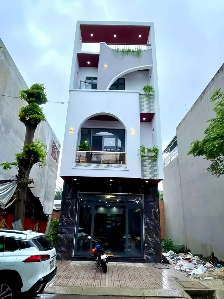 Nhà phố 3 tầng Phường An Phú, Bình Dương 100m² - Nhà hoàn công, sổ riêng chính chủ!