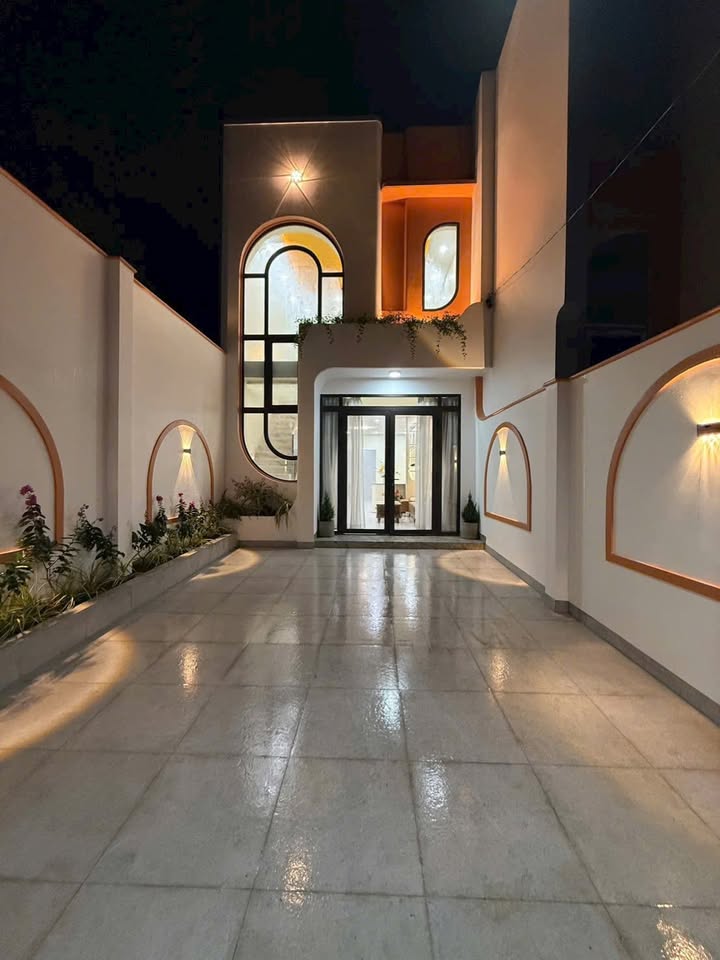 Nhà bán trung tâm Phường 5 TP. Mỹ Tho 95m² giá 2.3 tỷ - Thiết kế hiện đại, tiện nghi!