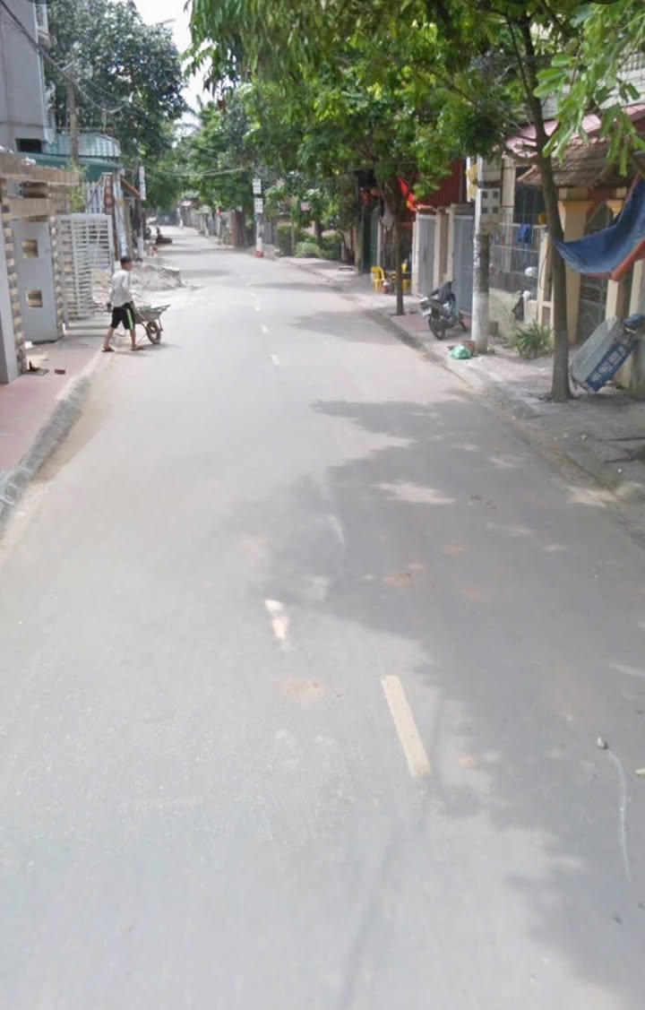 Nhà Đống Đa, Vĩnh Yên 70.7m² giá 2.4 tỷ - Đường thông ô tô vào tận nơi!