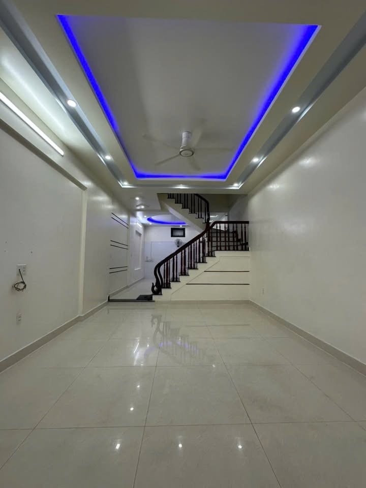 Nhà 3 tầng Đằng Hải, Hải Phòng 55m² giá 3.4 tỷ - Vị trí đắc địa gần chợ Lũng Hoa!