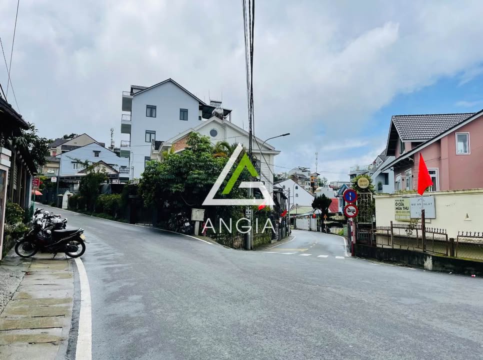 Đất Hẻm 27 Lê Hồng Phong Đà Lạt 137m² giá 9.5 tỷ - Sổ riêng xây dựng