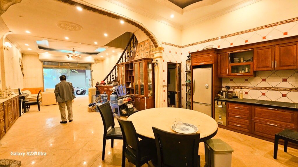 Nhà phố Đại Kim Hoàng Mai 90m² giá 27 tỷ - Sổ đỏ phân lô, mặt tiền 6m