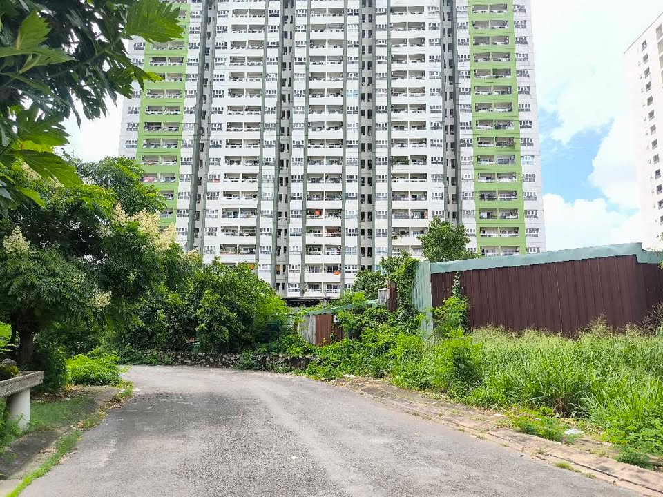 Lô đất mặt tiền Song Hành Xa Lộ Hà Nội 120m² giá 14.5 tỷ - Đầu tư sinh lời ngay!