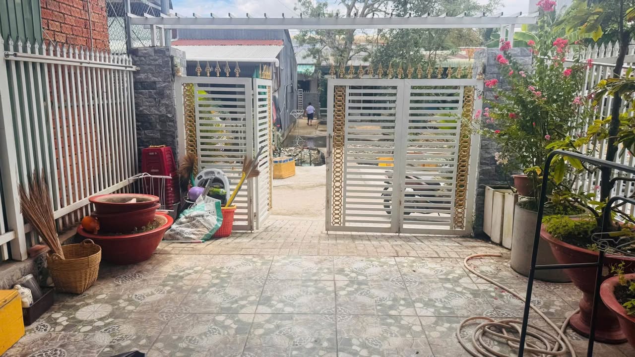 Nhà cấp 4 Hẻm 2 Mỹ Lộc 98m² giá 1.95 tỷ - Đầu tư sinh lời ngay!