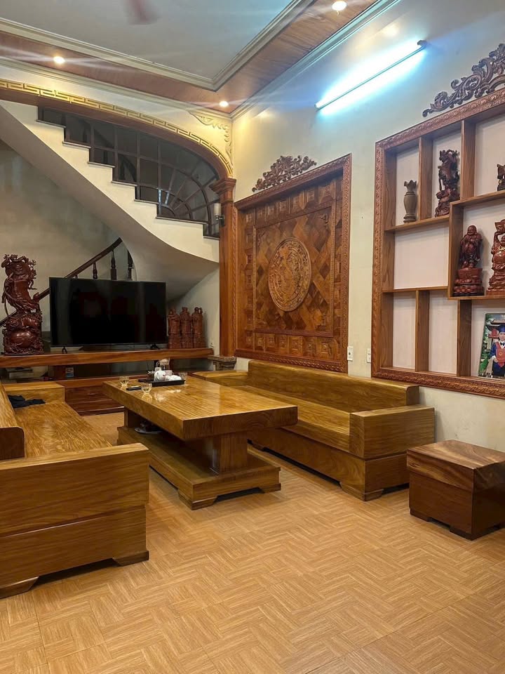 Bán nhà phố Mỹ Đình 33m², 5 tầng - Kinh doanh sầm uất, giá thỏa thuận!