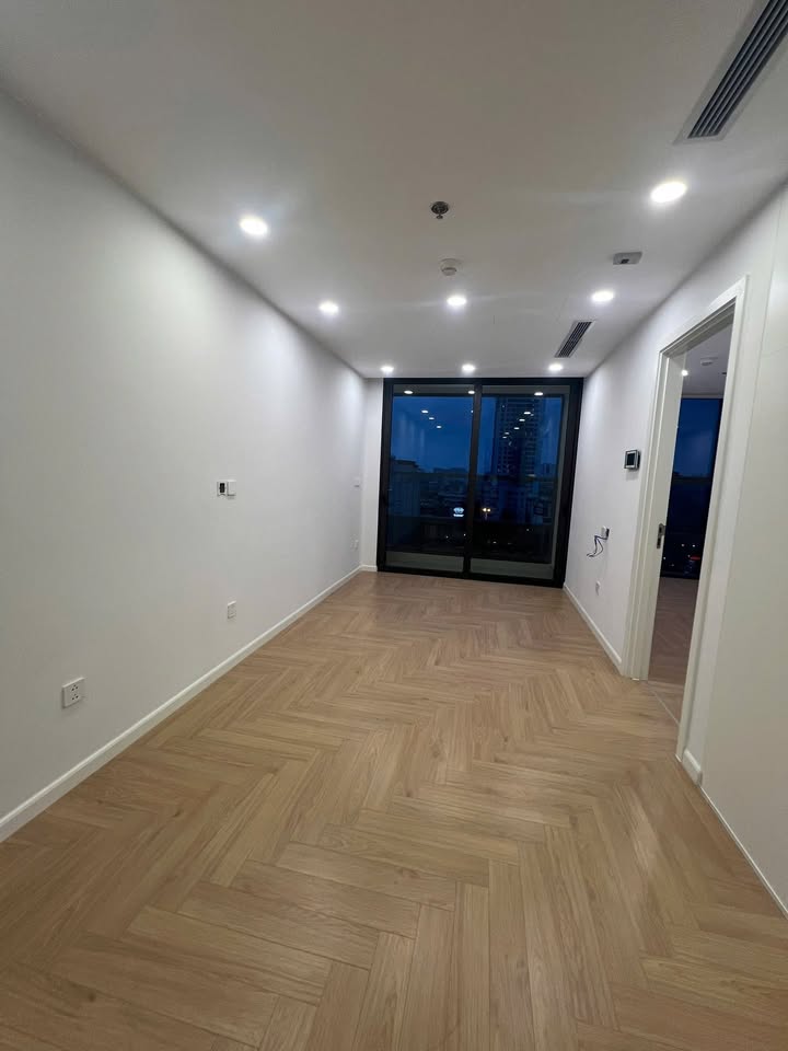Căn hộ cho thuê 65m² tại số 90 đường Láng - Vào ở ngay!