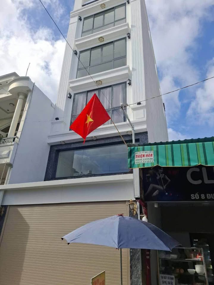 Bán nhà phường 9, quận Gò Vấp, 150m² giá 21.5 tỷ - Thiết kế hiện đại, tiện nghi tối ưu!