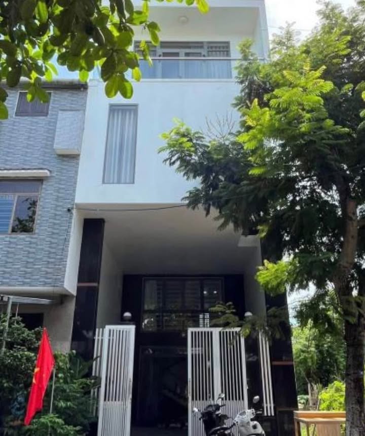 Nhà 4 tầng Hoà Minh, Đà Nẵng 74m² giá 6.3 tỷ - Gần biển và chợ hải sản!