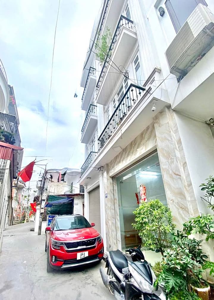 Nhà phố Văn Cao, Ngô Quyền 50m² giá 4.199 tỷ - Ô tô vào tận cửa!