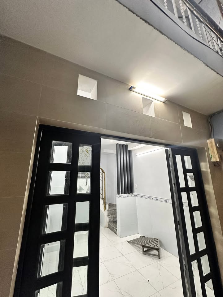 Nhà nhỏ hẻm 793 Trần Xuân Soạn, Quận 7, 13m² giá 1.65 tỷ - Chính chủ bán gấp!