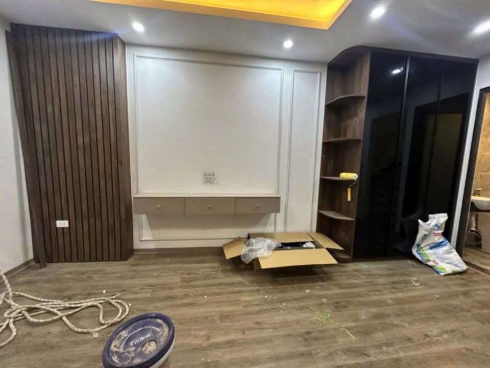 Nhà 5 Tầng Đường Lê Trọng Tấn, Thanh Xuân 45m² giá 7 tỷ - Sẵn sàng vào ở ngay!