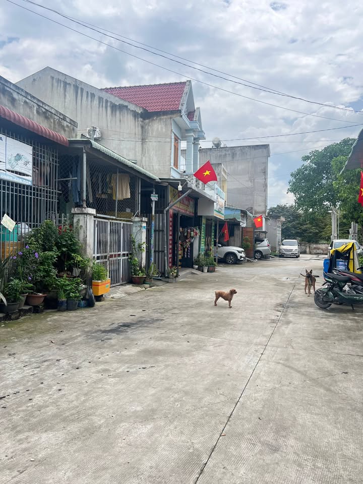 Căn góc FrontHouse 2 mặt tiền Dĩ An 129m² giá 4.7 tỷ - Đầu tư sinh lời ngay!