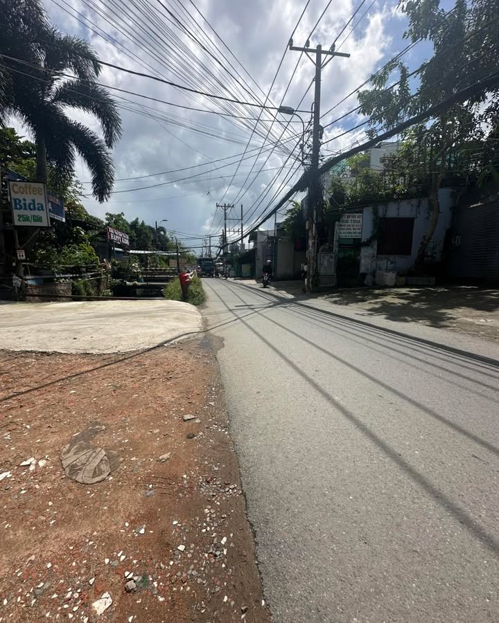 Bán gấp FrontHouse mặt tiền Chiến Lược 130m² giá 8.99 tỷ - Đầu tư sinh lời ngay!