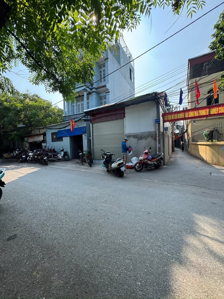 Nhà cho thuê tại Tây Hồ, Hà Nội - 80m², 15 triệu/tháng - Kinh doanh và ở ngay!